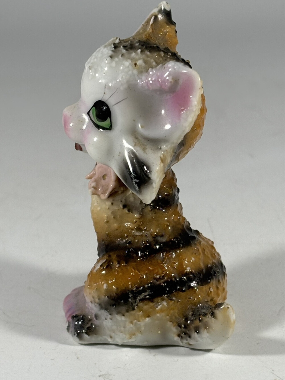 Vintage Striped Tabby Cat Kitten Spaghetti Figurine Green eyes Japan 2.5” - Picture 4 of 5
